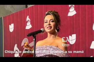 Chiquis dedica el tercer Latín Grammy a su mamá y envía mensaje a su padre